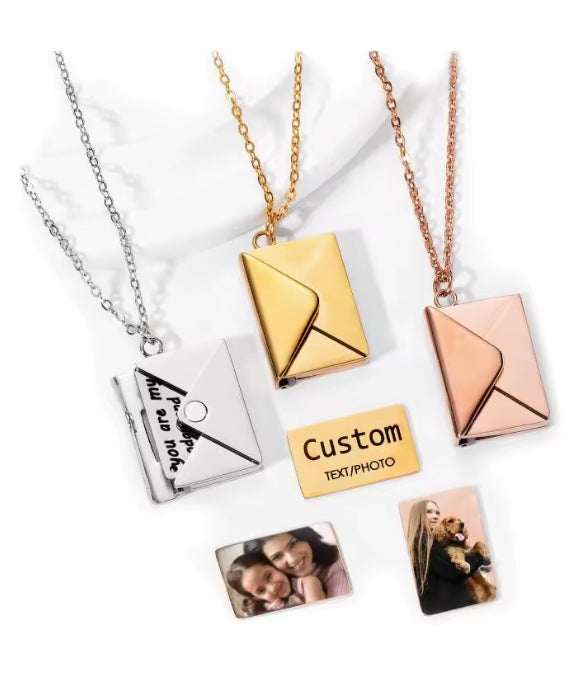 envelop ketting met geheim bericht