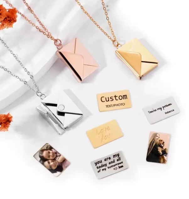 envelop ketting met geheim bericht