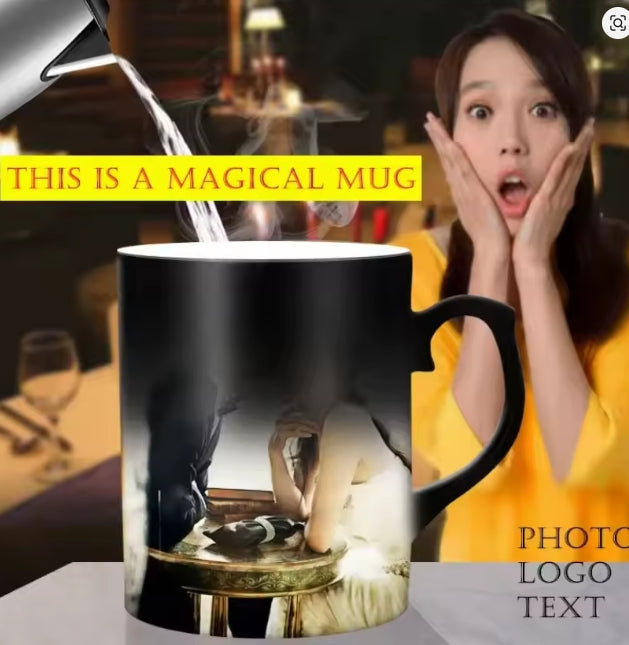 keramische magische beker giet warm water foto display foto