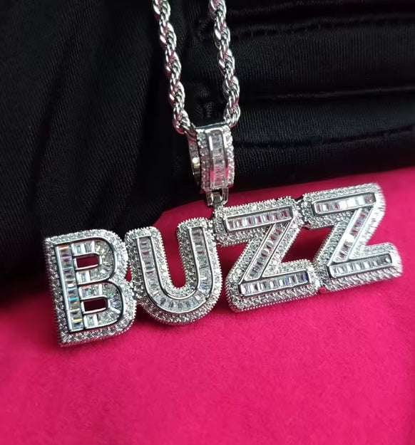 Aangepaste Iced Out kleine naam hangers